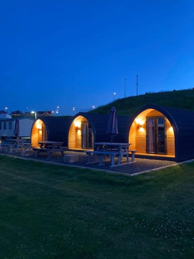 Hotel Marina Bay Pods à Aberdeen Extérieur photo